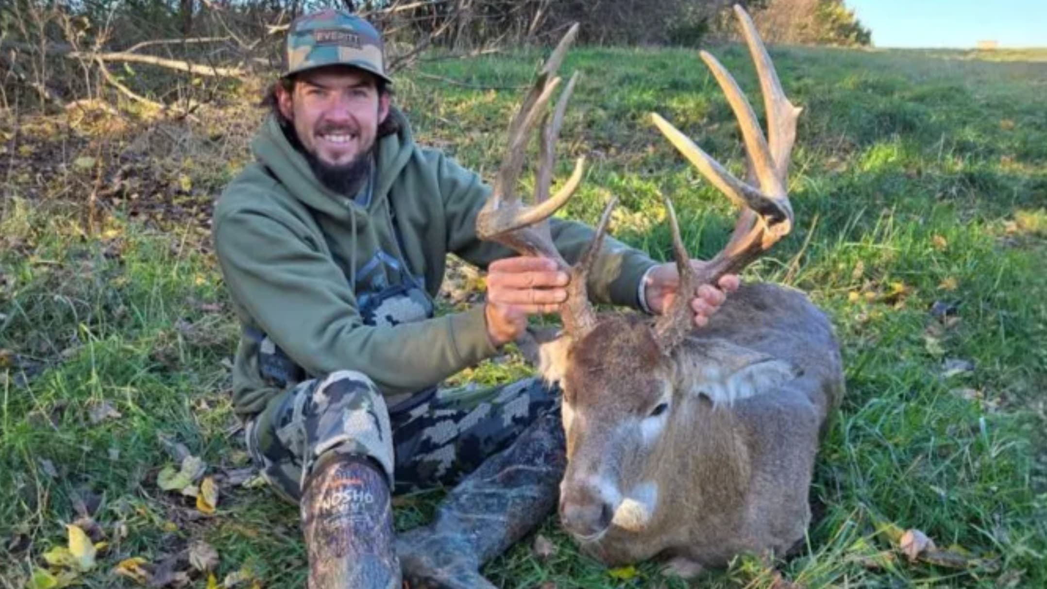 Photo 3 of guide Old School Guide Service, 20+ years, uses Bow and Crossbow and Muzzleloader and Rifle and Shotgun, specializes in Deer and Turkey, skilled in Calling and Decoys and Ground Blind and Run and Gun and Stand Hunting