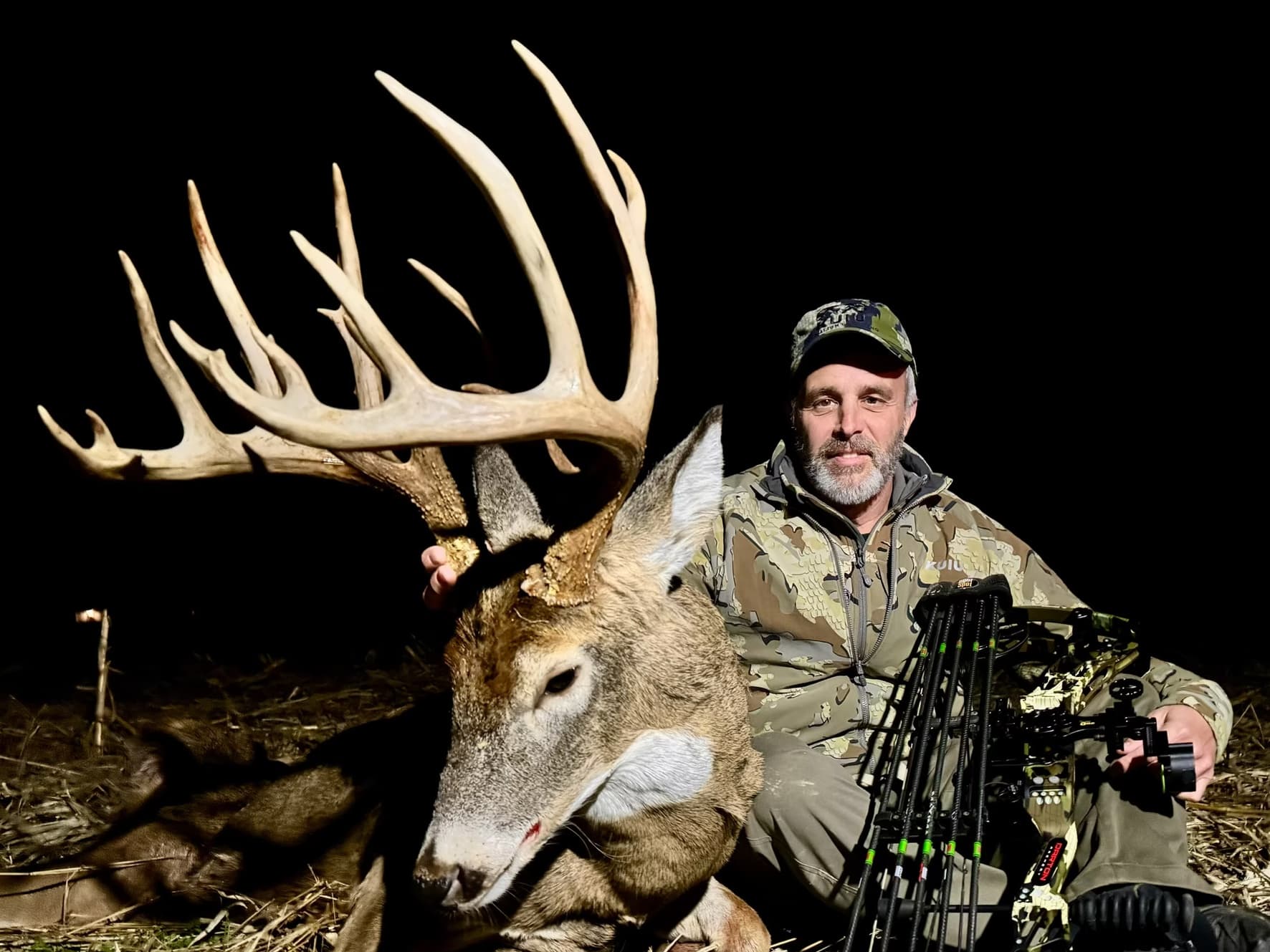 Photo 5 of guide Golden Triangle Whitetails, 20+ years, uses Bow, specializes in Deer, skilled in Stand Hunting