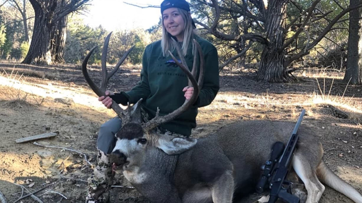 5-Day New Mexico Private Land Muzzleloader Mule Deer Hunt (Guaranteed Tag)