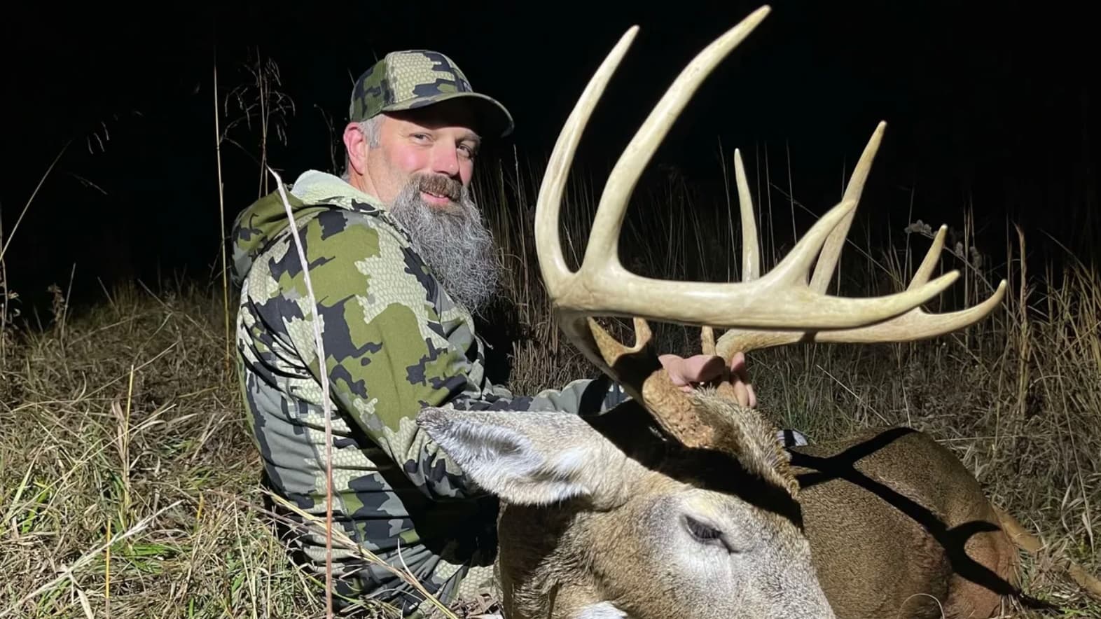 Photo 2 of guide Woodlot Whitetails, 10 - 20 years, uses Bow and Crossbow, specializes in Deer, skilled in Stand Hunting