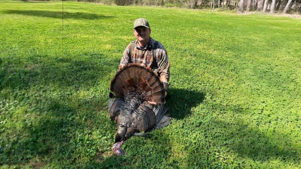 Photo 4 of guide Tad Ladd West Kentucky Whitetails , 10 - 20 years, uses Bow and Crossbow and Muzzleloader and Rifle and Shotgun, specializes in Deer and Turkey, skilled in Calling and Decoys and Ground Blind and Run and Gun and Stand Hunting