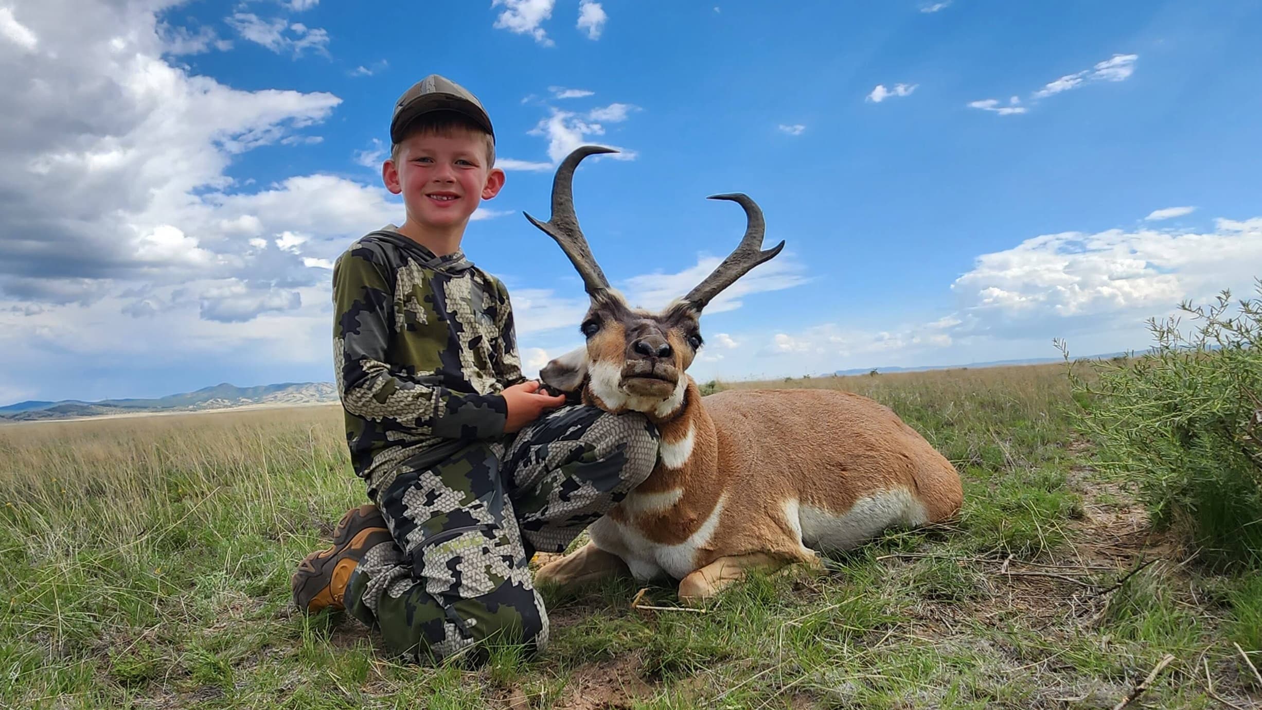Photo 7 of guide LOH Outfitters, 20+ years, uses Bow and Crossbow and Muzzleloader and Rifle, specializes in Barbary Sheep and Deer and Elk and Gemsbok and Ibex and Mule Deer and Oryx, skilled in Calling and Spot and Stalk and Still Hunting